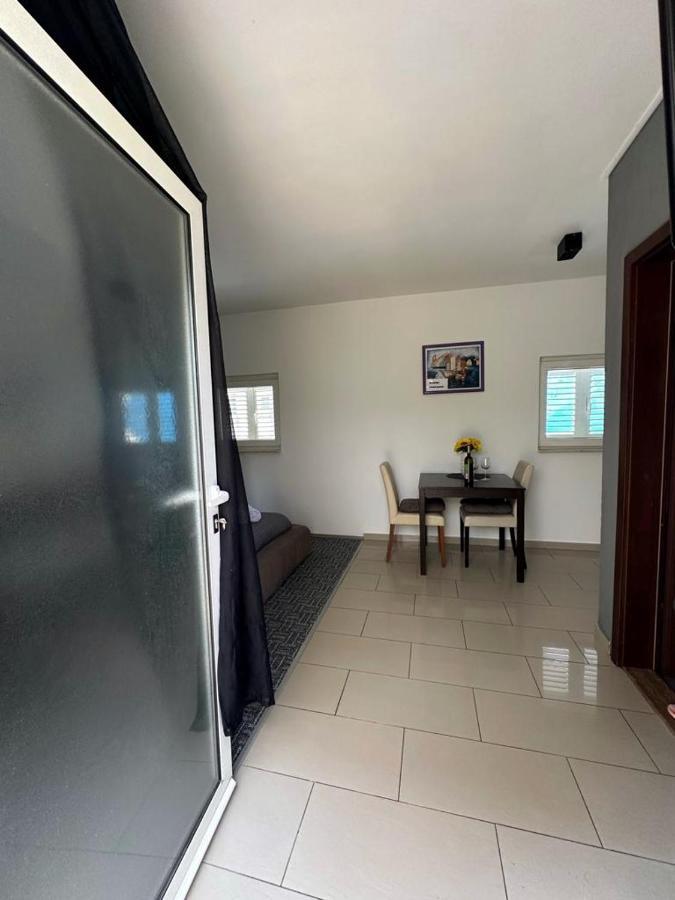Studio Apartman Bacvice Split Exterior photo