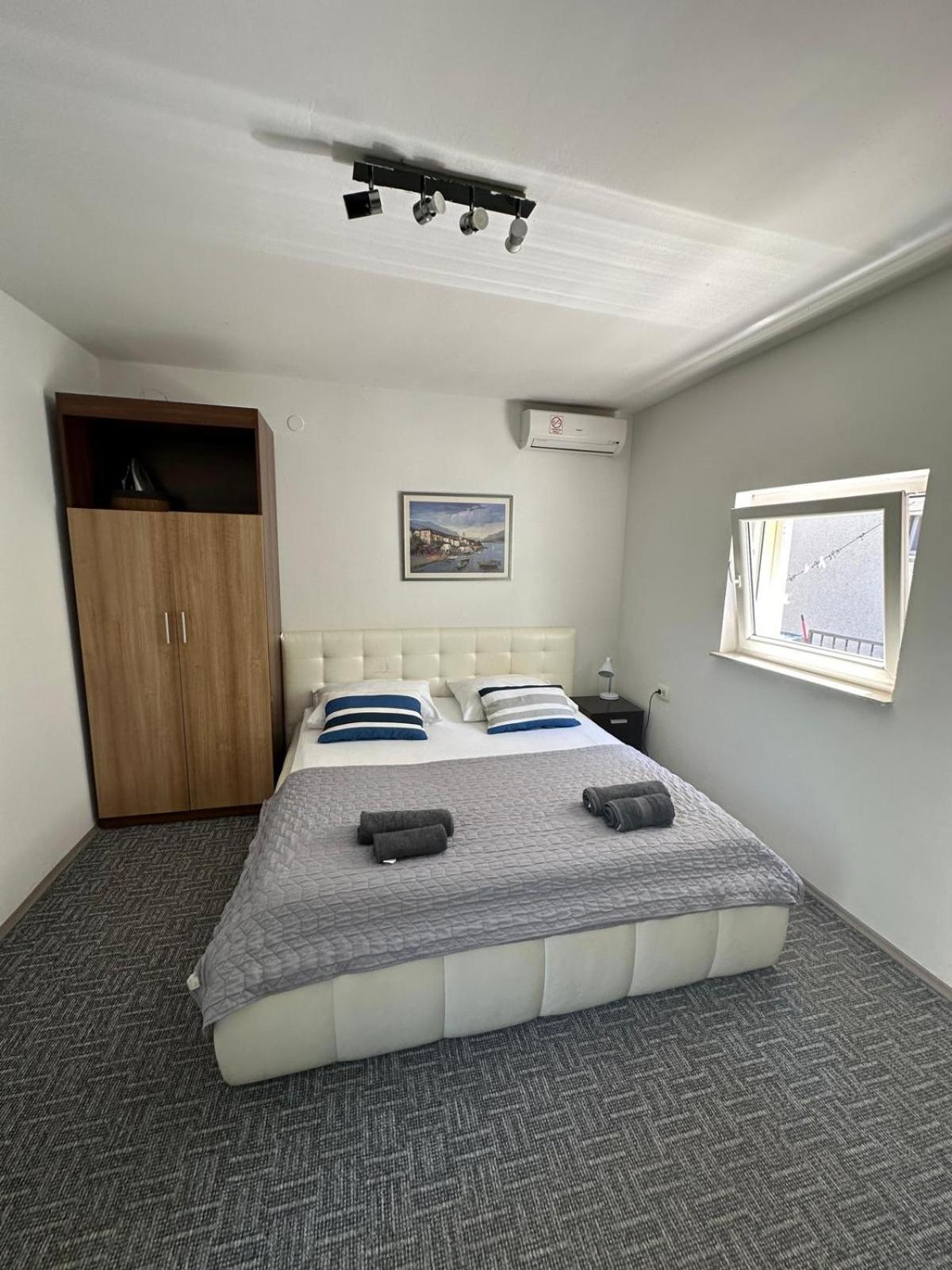 Studio Apartman Bacvice Split Exterior photo